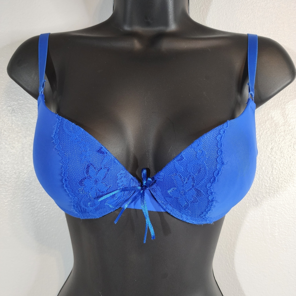 Bella Blue Women's Bra. 32B As Is